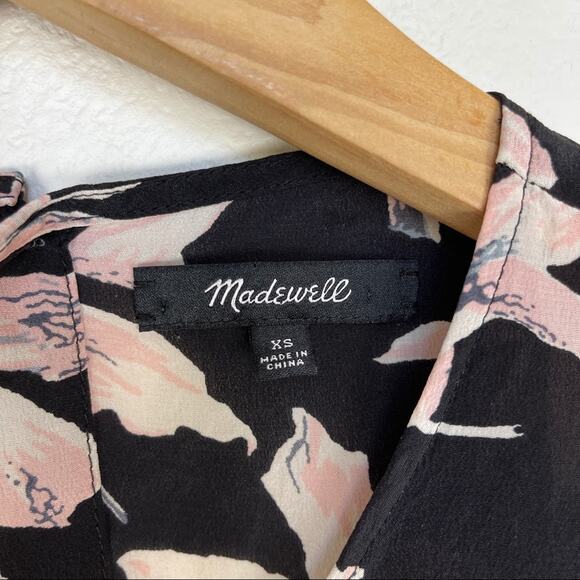 Madewell Floral Botton Back Tie Tee in XS - Picture 8 of 11